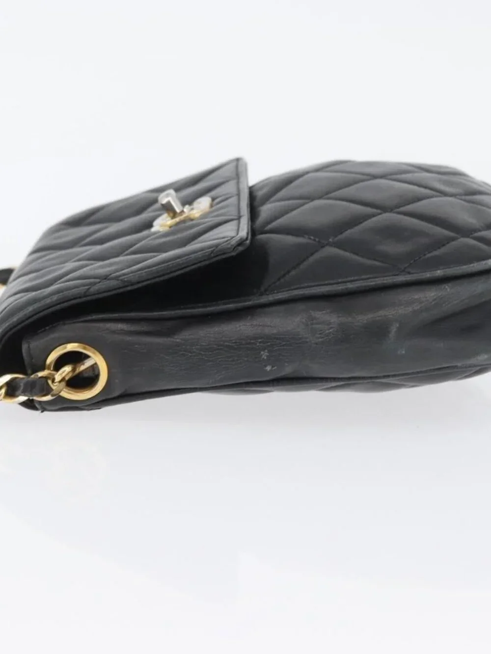 CHANEL brand	chanel color	black